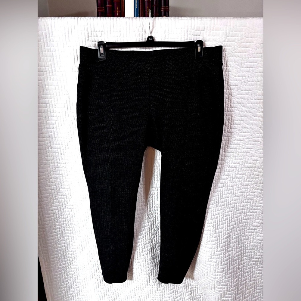 Time and Tru knit leggings black